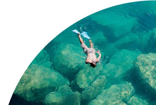 Man snorkelling in Malawi