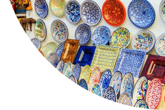 Decorative plates and trays in Tunisia